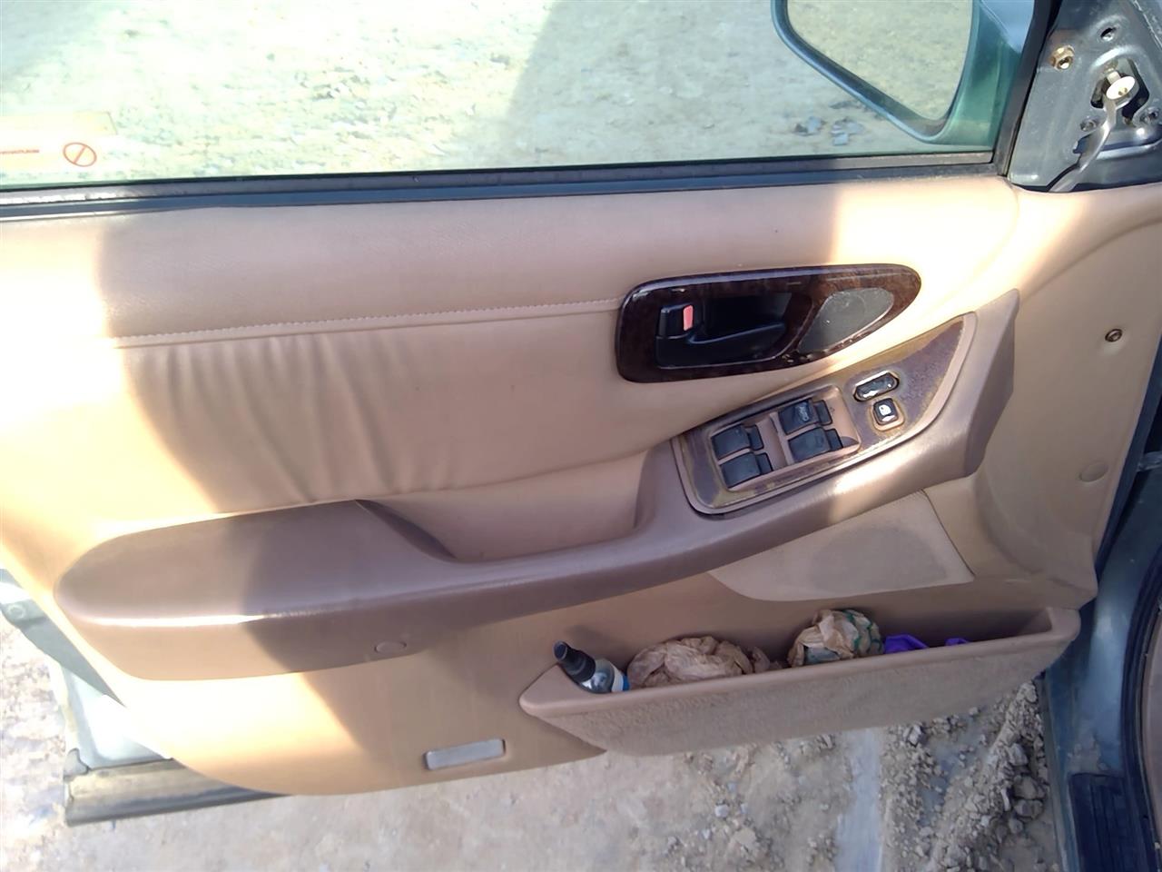 https://f005.backblazeb2.com/file/img-partshotlines-com/Inventory/SW52/Vehicle/20778_02.jpg