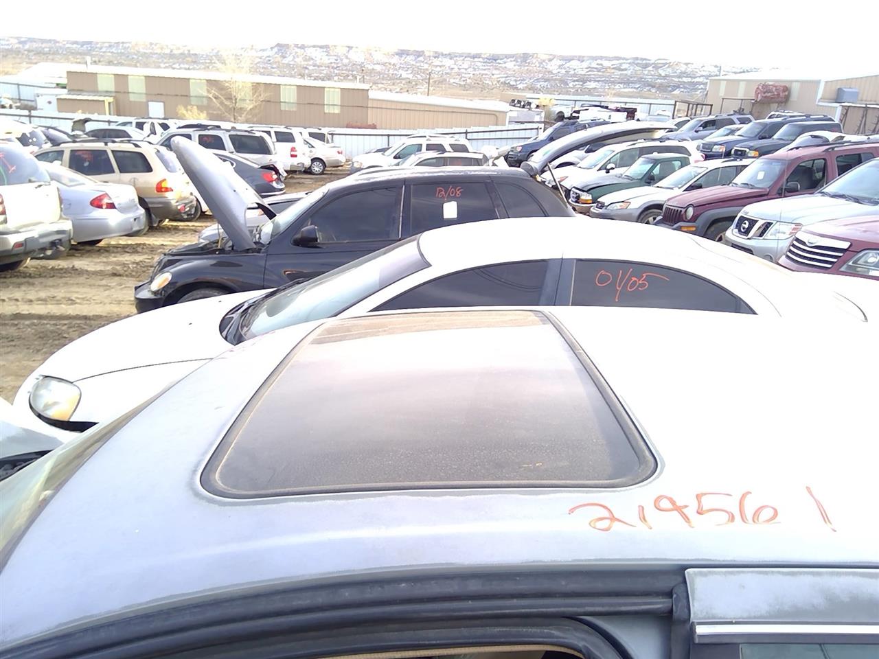 https://f005.backblazeb2.com/file/img-partshotlines-com/Inventory/SW52/Vehicle/20778_04.jpg