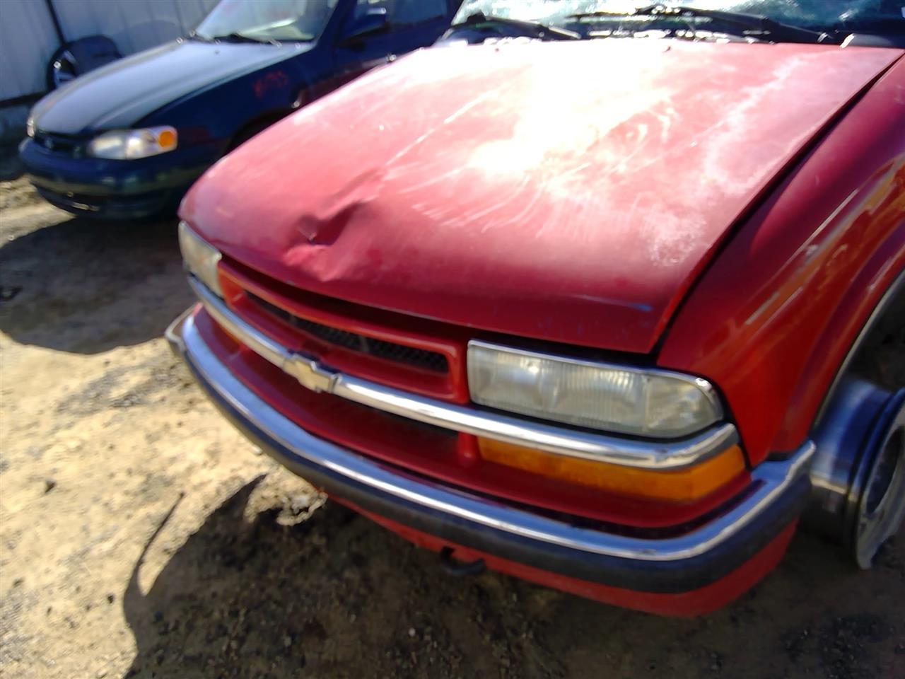 https://f005.backblazeb2.com/file/img-partshotlines-com/Inventory/SW52/Vehicle/20779_09.jpg
