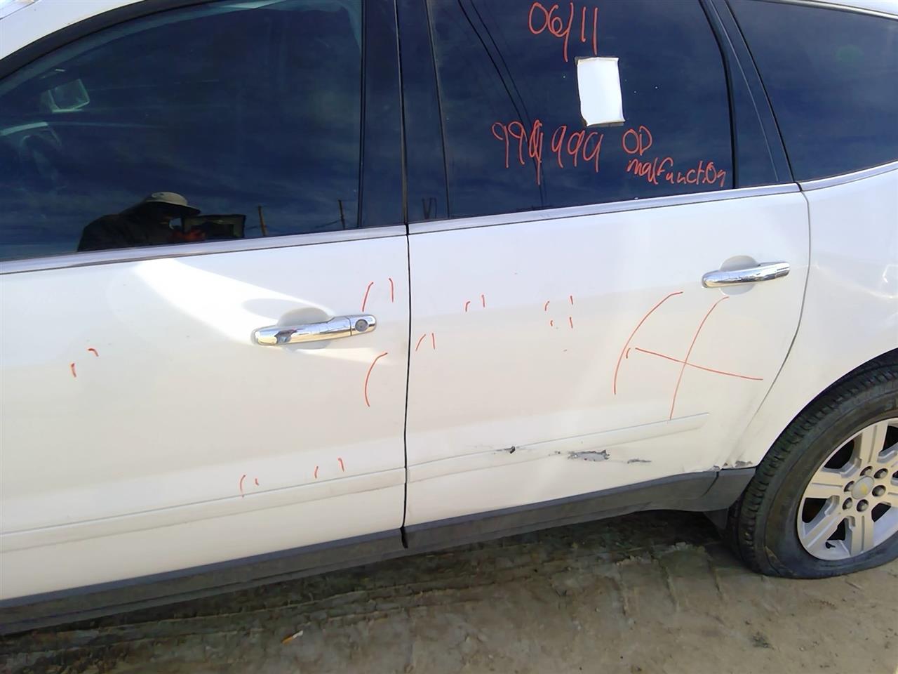 https://f005.backblazeb2.com/file/img-partshotlines-com/Inventory/SW52/Vehicle/20787_11.jpg