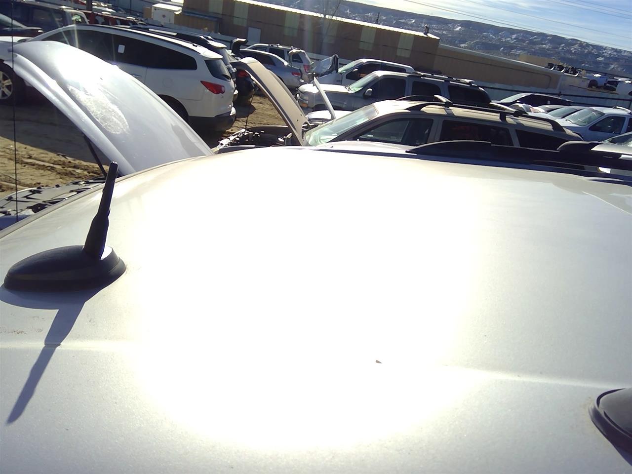 https://f005.backblazeb2.com/file/img-partshotlines-com/Inventory/SW52/Vehicle/20788_04.jpg
