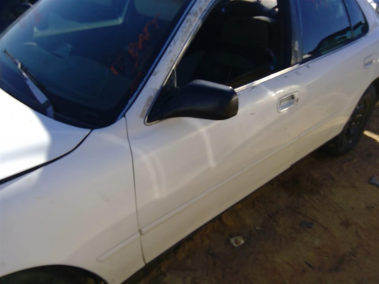 https://f005.backblazeb2.com/file/img-partshotlines-com/Inventory/SW52/Vehicle/20789_11.jpg