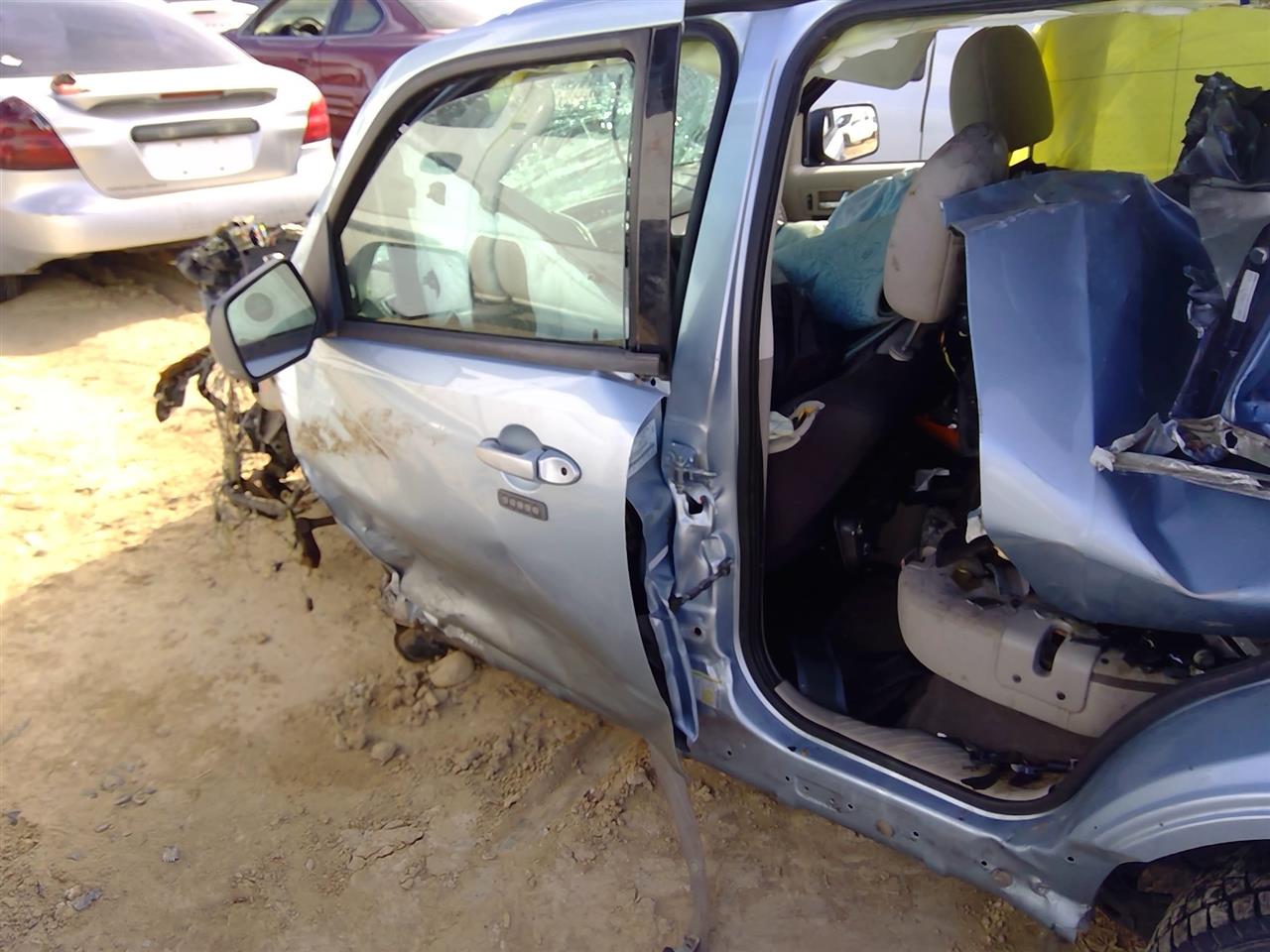 https://f005.backblazeb2.com/file/img-partshotlines-com/Inventory/SW52/Vehicle/20794_05.jpg