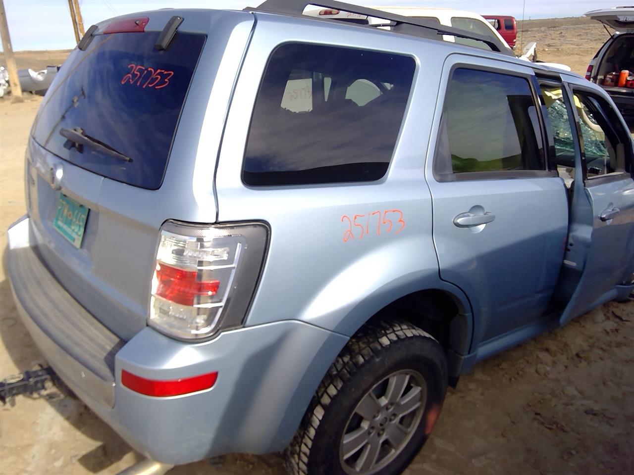 https://f005.backblazeb2.com/file/img-partshotlines-com/Inventory/SW52/Vehicle/20794_09.jpg