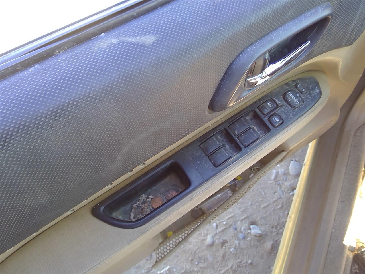 https://f005.backblazeb2.com/file/img-partshotlines-com/Inventory/SW52/Vehicle/20803_02.jpg