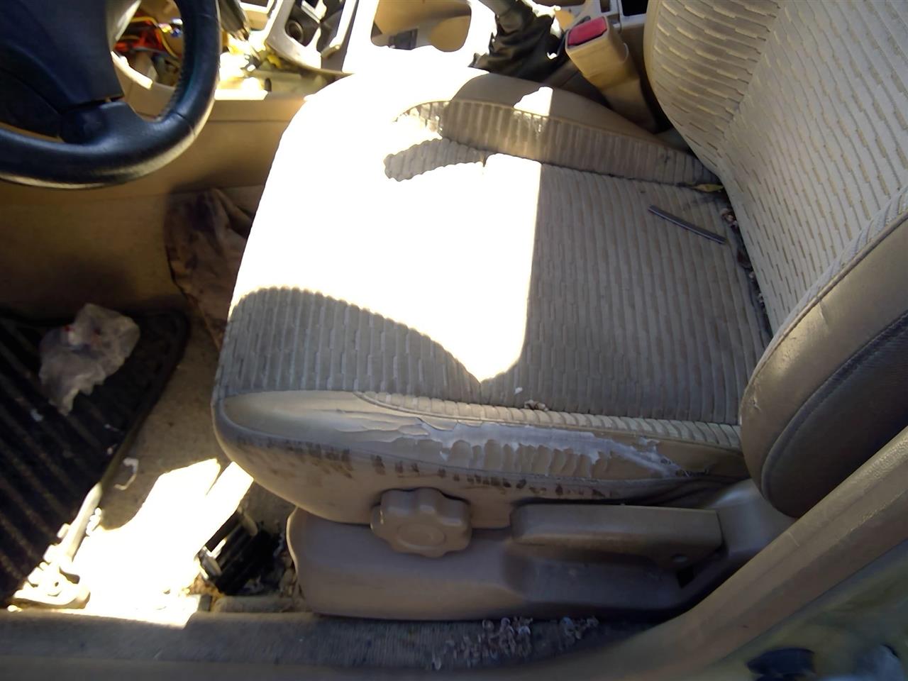 https://f005.backblazeb2.com/file/img-partshotlines-com/Inventory/SW52/Vehicle/20803_03.jpg