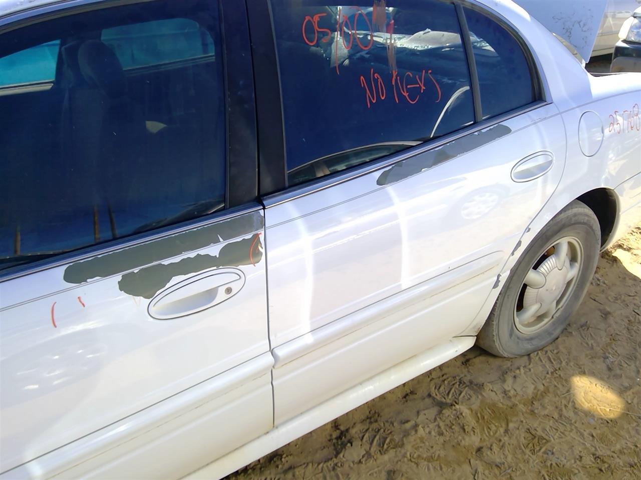https://f005.backblazeb2.com/file/img-partshotlines-com/Inventory/SW52/Vehicle/20810_12.jpg