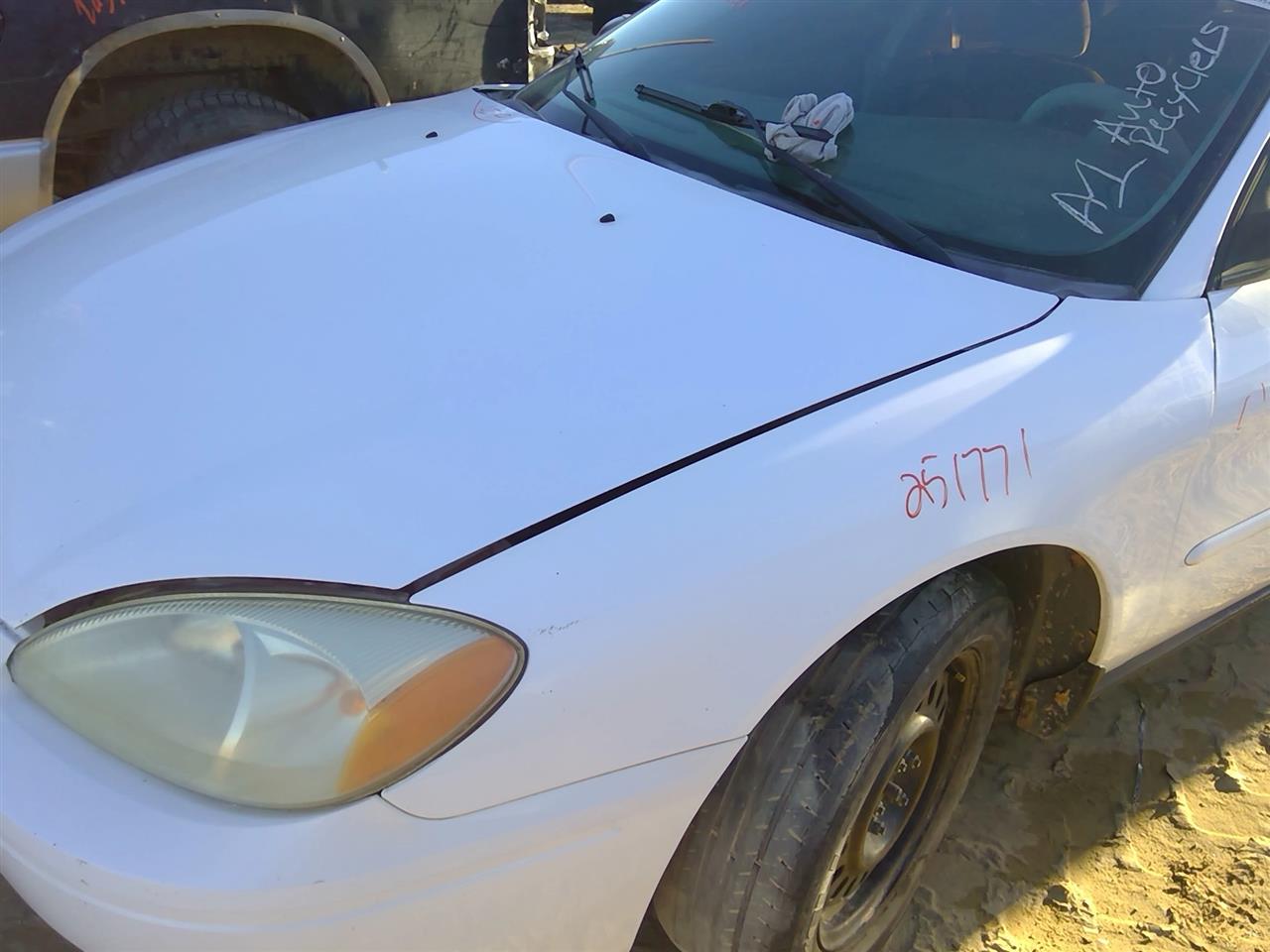 https://f005.backblazeb2.com/file/img-partshotlines-com/Inventory/SW52/Vehicle/20813_09.jpg