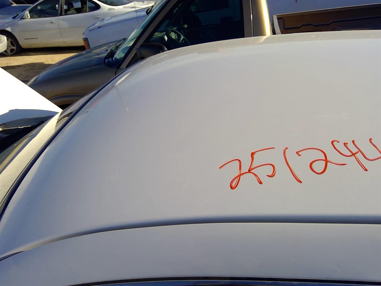 https://f005.backblazeb2.com/file/img-partshotlines-com/Inventory/SW52/Vehicle/20815_04.jpg