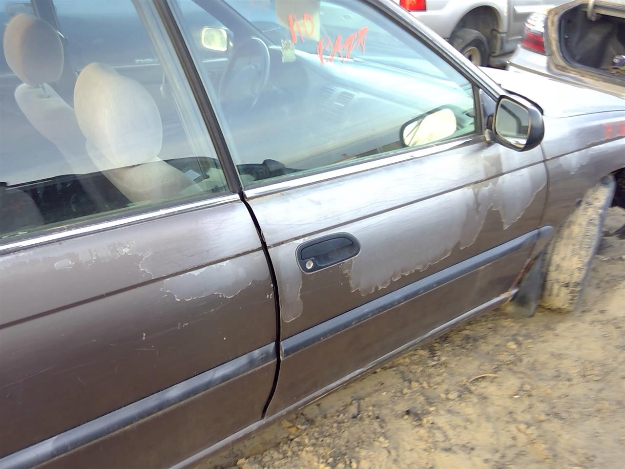 https://f005.backblazeb2.com/file/img-partshotlines-com/Inventory/SW52/Vehicle/20828_18.jpg