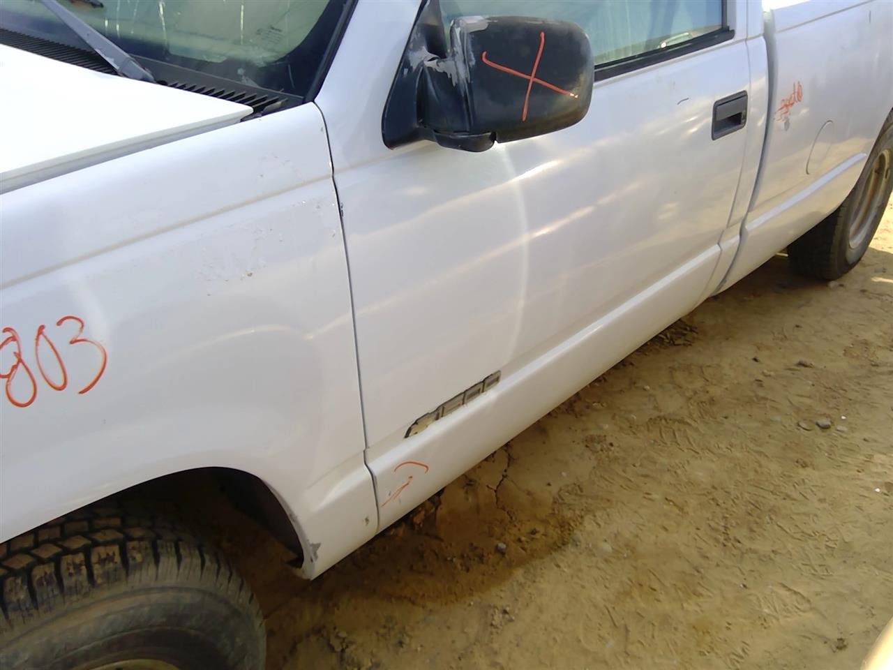 https://f005.backblazeb2.com/file/img-partshotlines-com/Inventory/SW52/Vehicle/20846_10.jpg