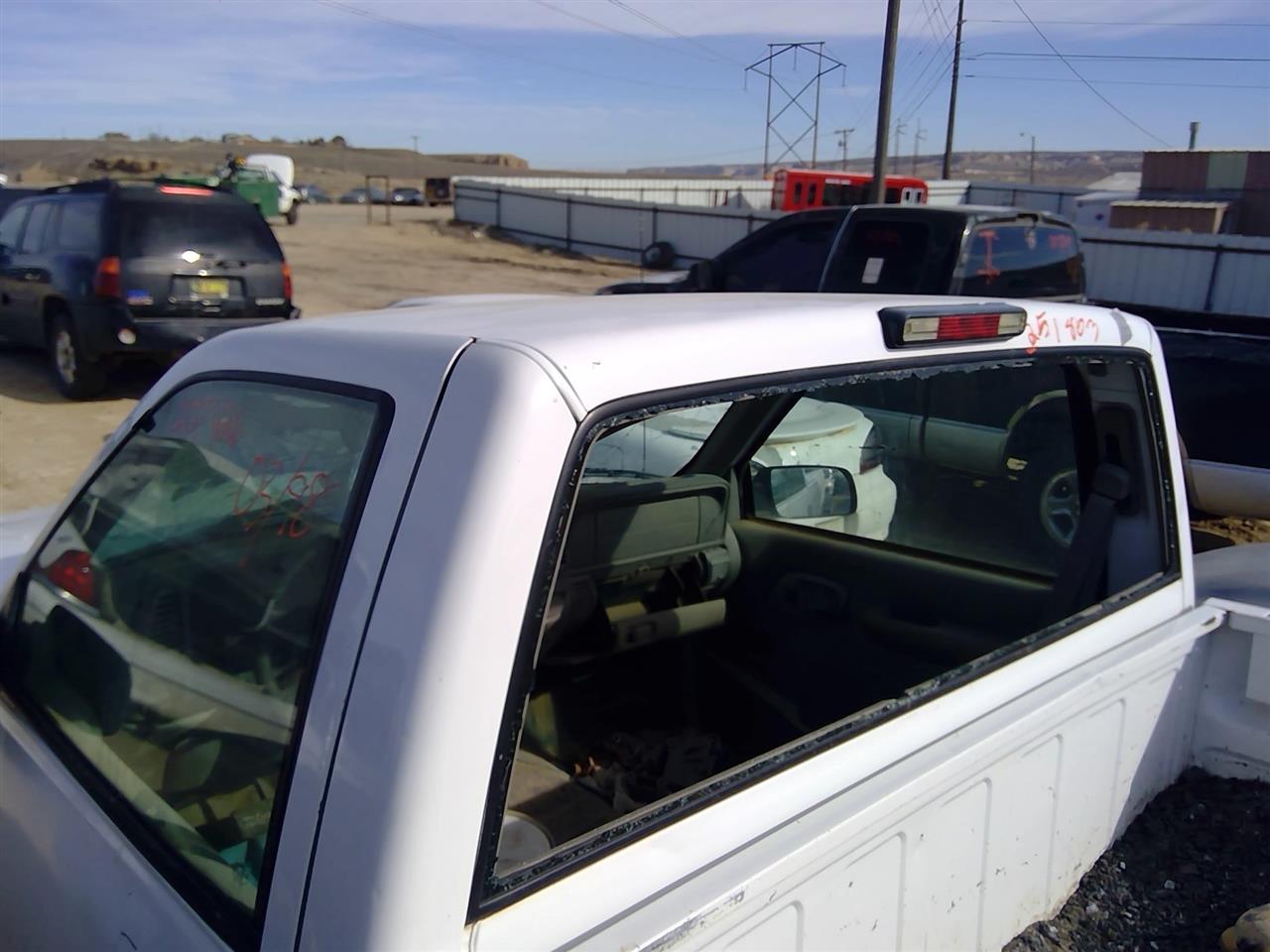 https://f005.backblazeb2.com/file/img-partshotlines-com/Inventory/SW52/Vehicle/20846_12.jpg