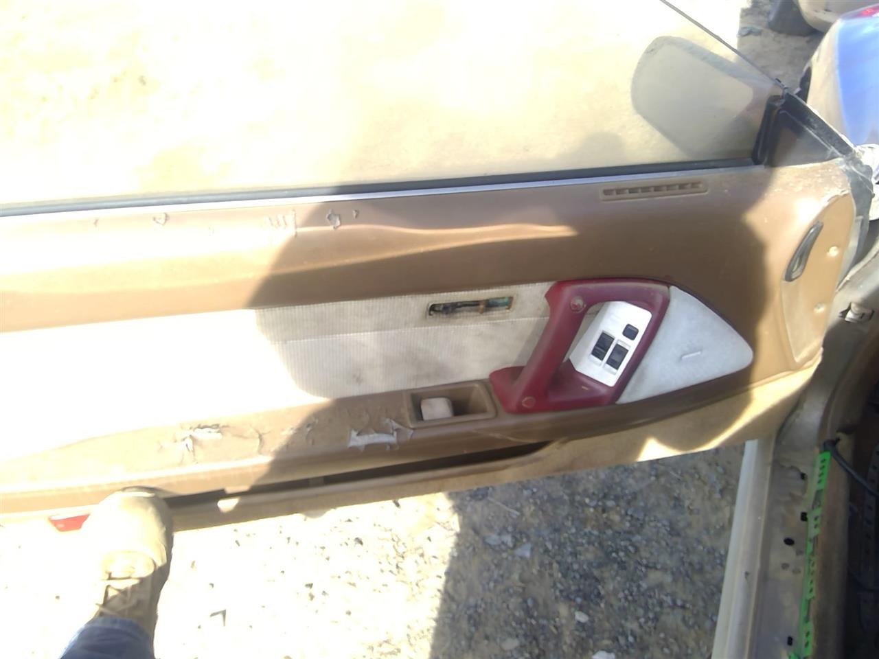 https://f005.backblazeb2.com/file/img-partshotlines-com/Inventory/SW52/Vehicle/20861_02.jpg