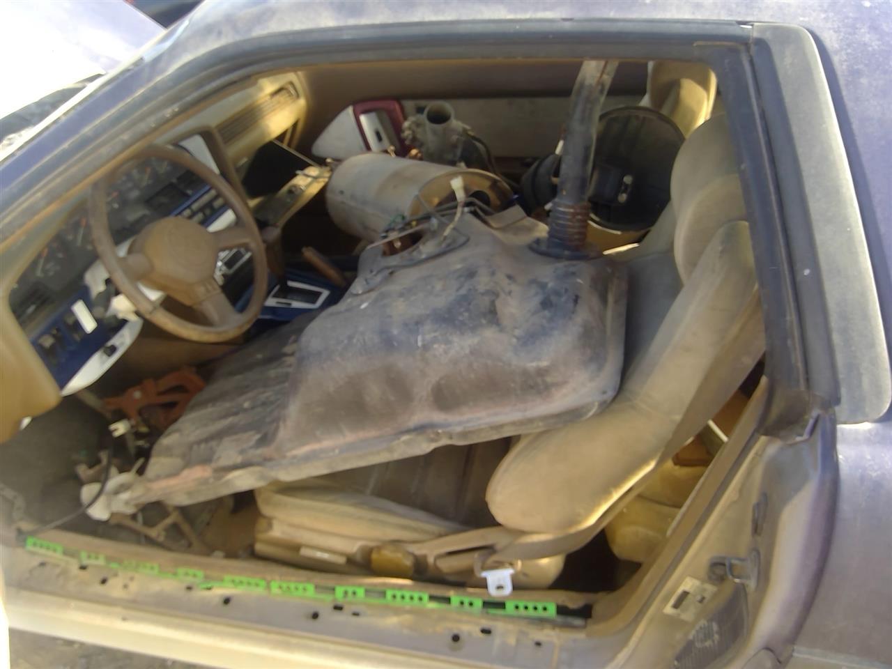https://f005.backblazeb2.com/file/img-partshotlines-com/Inventory/SW52/Vehicle/20861_03.jpg