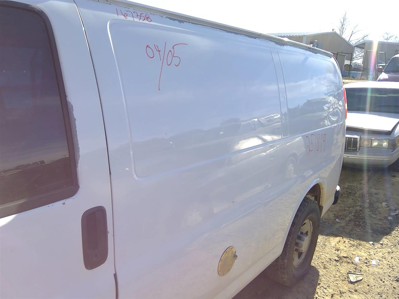 https://f005.backblazeb2.com/file/img-partshotlines-com/Inventory/SW52/Vehicle/20862_13.jpg