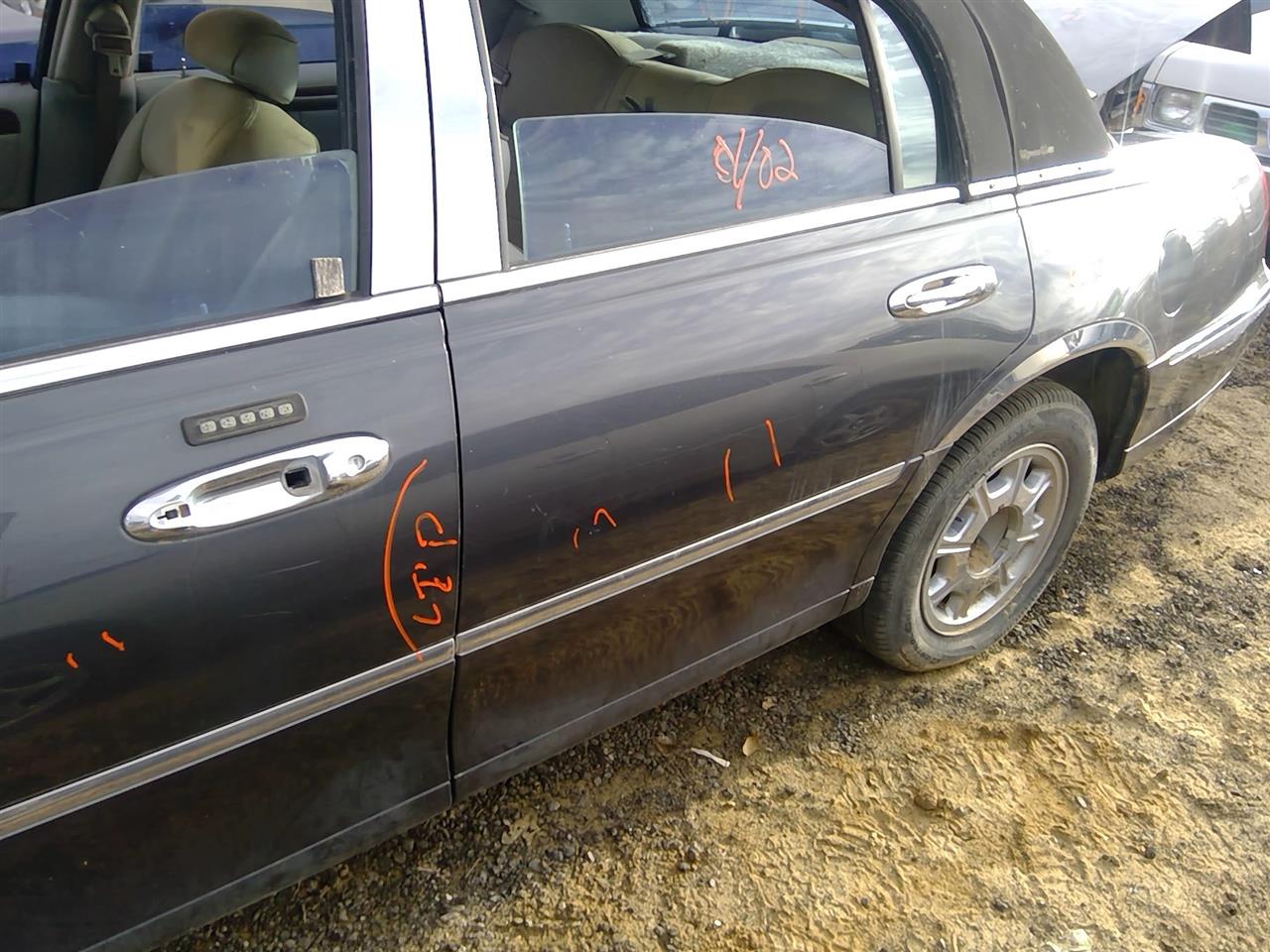 https://f005.backblazeb2.com/file/img-partshotlines-com/Inventory/SW52/Vehicle/20868_11.jpg