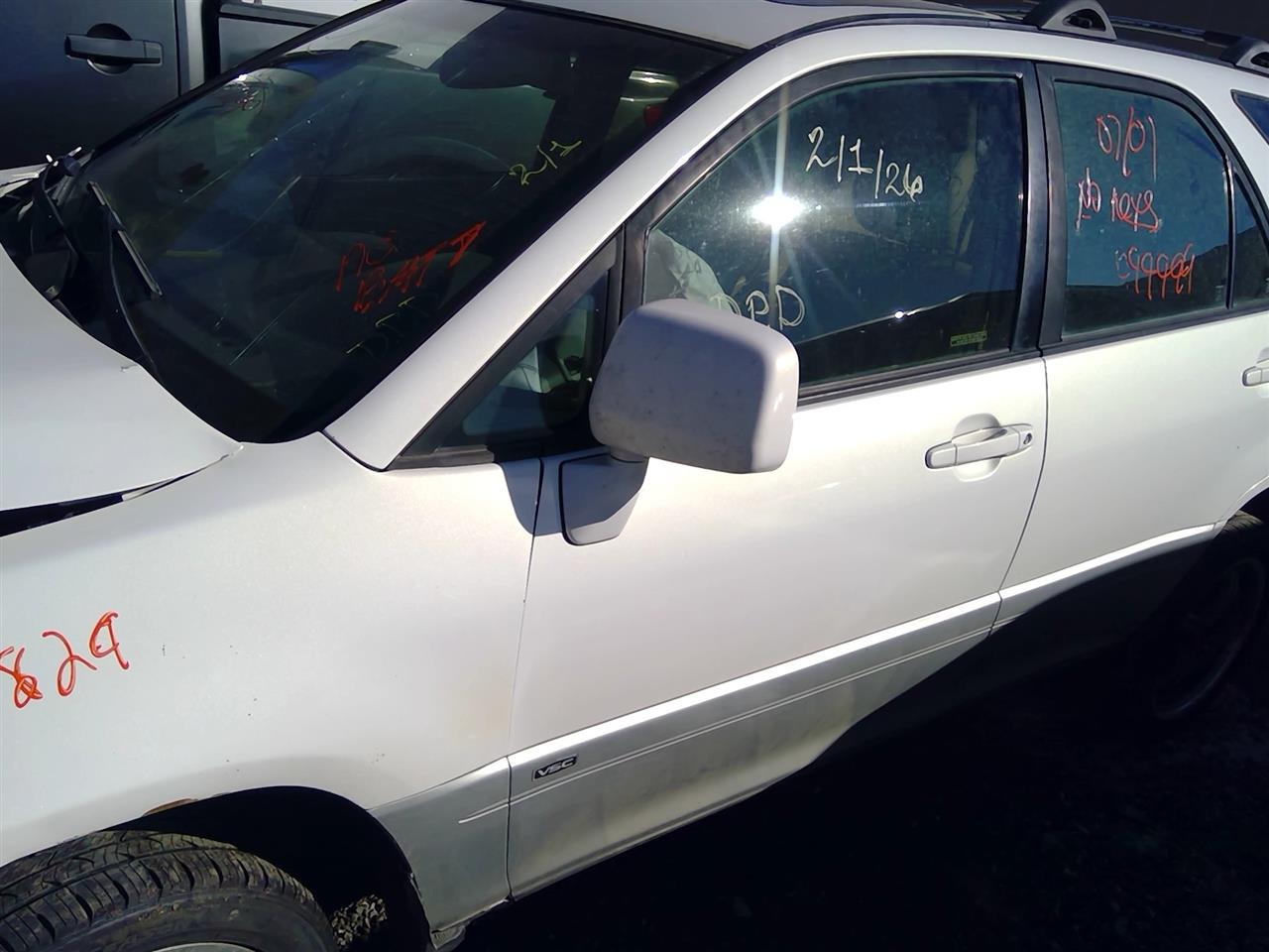 https://f005.backblazeb2.com/file/img-partshotlines-com/Inventory/SW52/Vehicle/20872_09.jpg