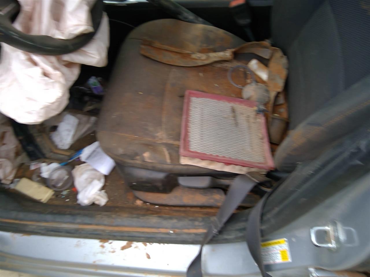 https://f005.backblazeb2.com/file/img-partshotlines-com/Inventory/SW52/Vehicle/20885_03.jpg