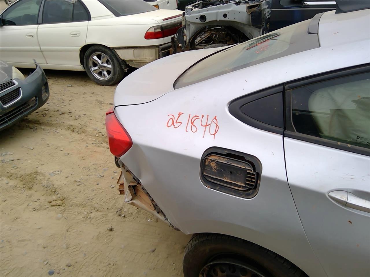 https://f005.backblazeb2.com/file/img-partshotlines-com/Inventory/SW52/Vehicle/20885_13.jpg