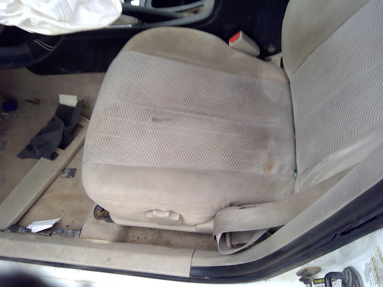 https://f005.backblazeb2.com/file/img-partshotlines-com/Inventory/SW52/Vehicle/20899_03.jpg