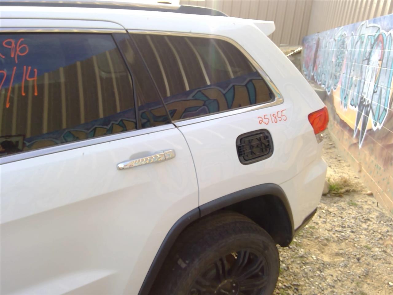 https://f005.backblazeb2.com/file/img-partshotlines-com/Inventory/SW52/Vehicle/20900_13.jpg