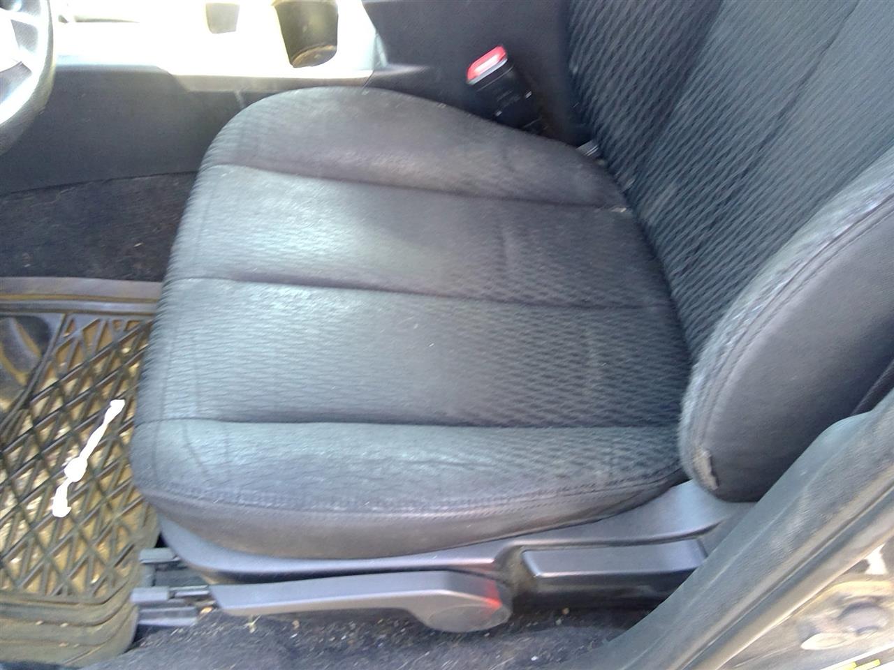https://f005.backblazeb2.com/file/img-partshotlines-com/Inventory/SW52/Vehicle/20917_03.jpg
