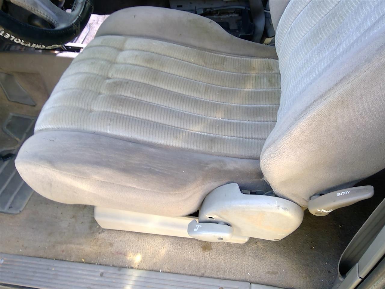 https://f005.backblazeb2.com/file/img-partshotlines-com/Inventory/SW52/Vehicle/20920_03.jpg