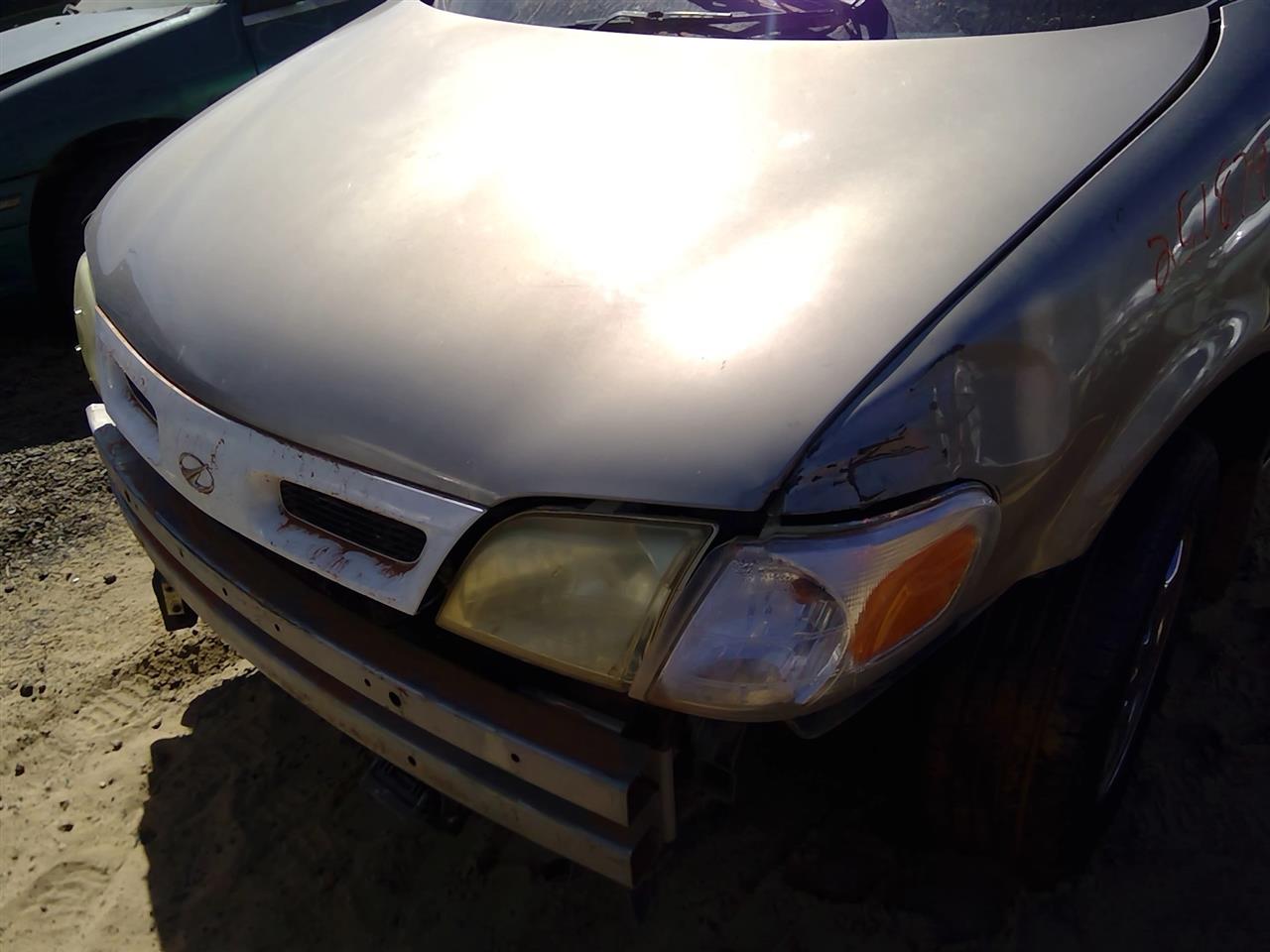https://f005.backblazeb2.com/file/img-partshotlines-com/Inventory/SW52/Vehicle/20927_09.jpg