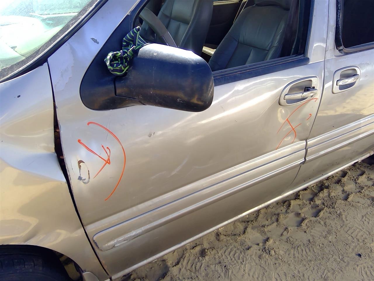 https://f005.backblazeb2.com/file/img-partshotlines-com/Inventory/SW52/Vehicle/20927_11.jpg