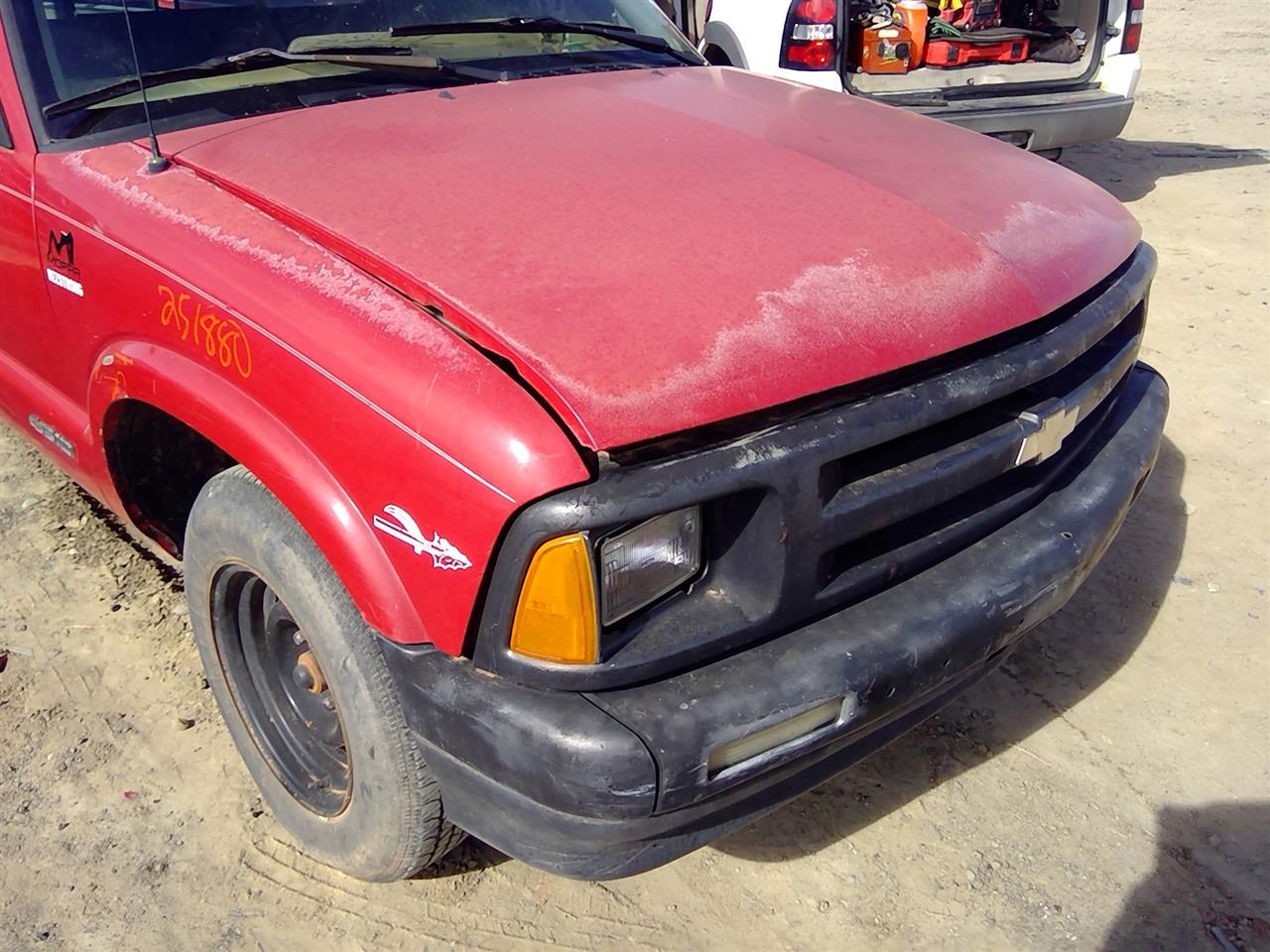 https://f005.backblazeb2.com/file/img-partshotlines-com/Inventory/SW52/Vehicle/20929_08.jpg