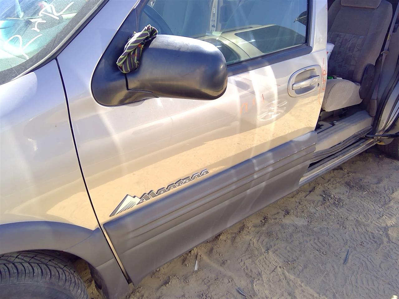 https://f005.backblazeb2.com/file/img-partshotlines-com/Inventory/SW52/Vehicle/20966_10.jpg