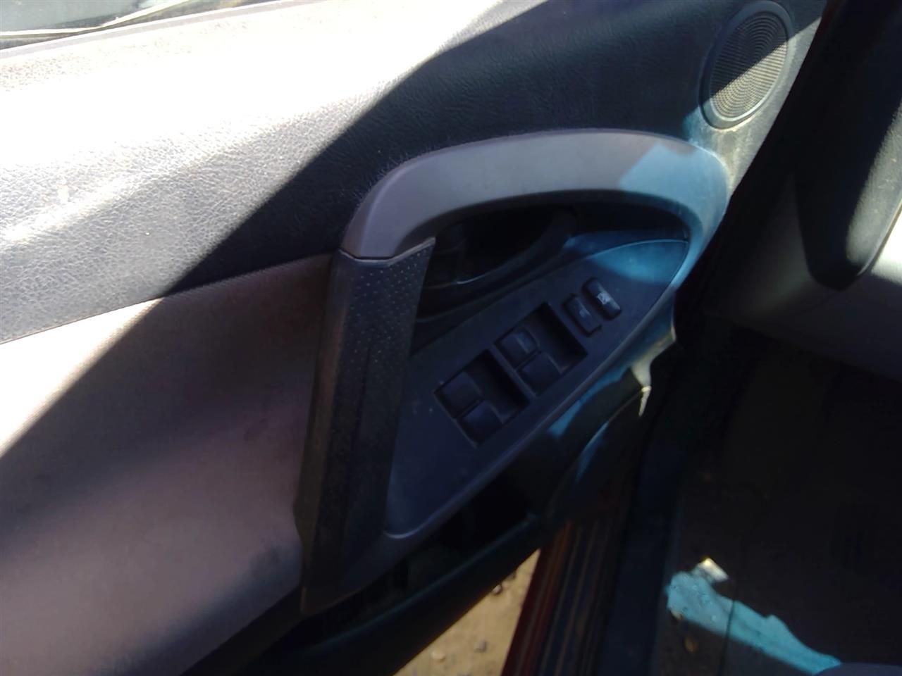 https://f005.backblazeb2.com/file/img-partshotlines-com/Inventory/SW52/Vehicle/20967_02.jpg