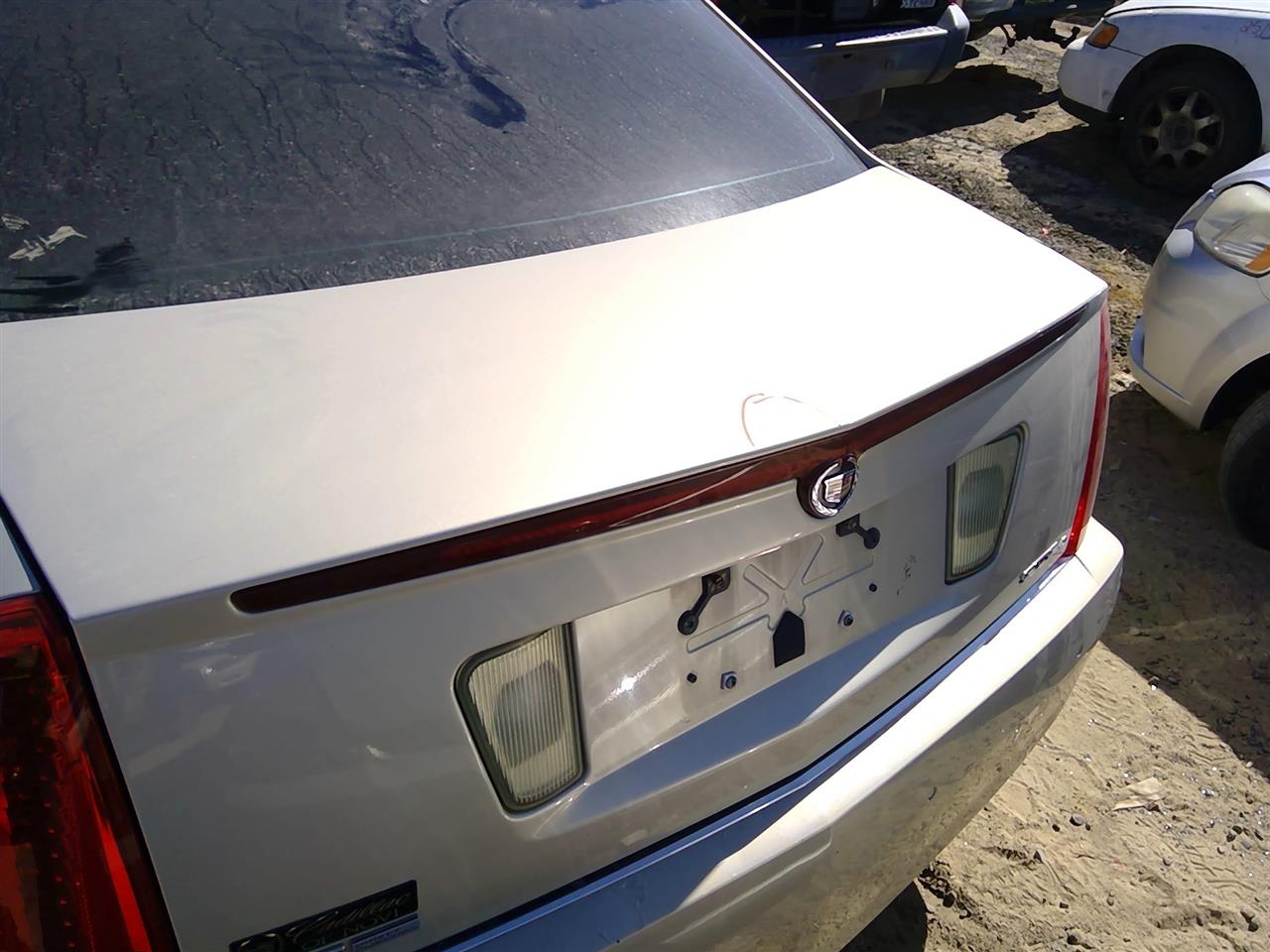 https://f005.backblazeb2.com/file/img-partshotlines-com/Inventory/SW52/Vehicle/20975_13.jpg
