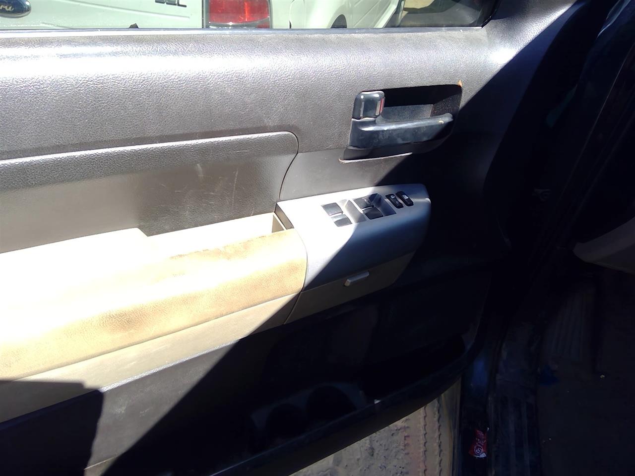 https://f005.backblazeb2.com/file/img-partshotlines-com/Inventory/SW52/Vehicle/20983_04.jpg