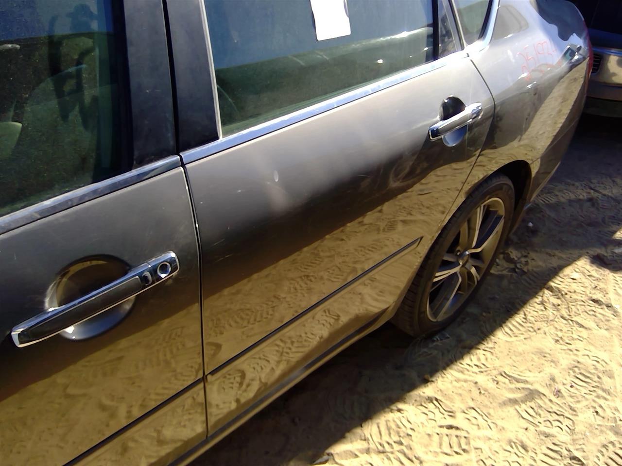 https://f005.backblazeb2.com/file/img-partshotlines-com/Inventory/SW52/Vehicle/20985_11.jpg