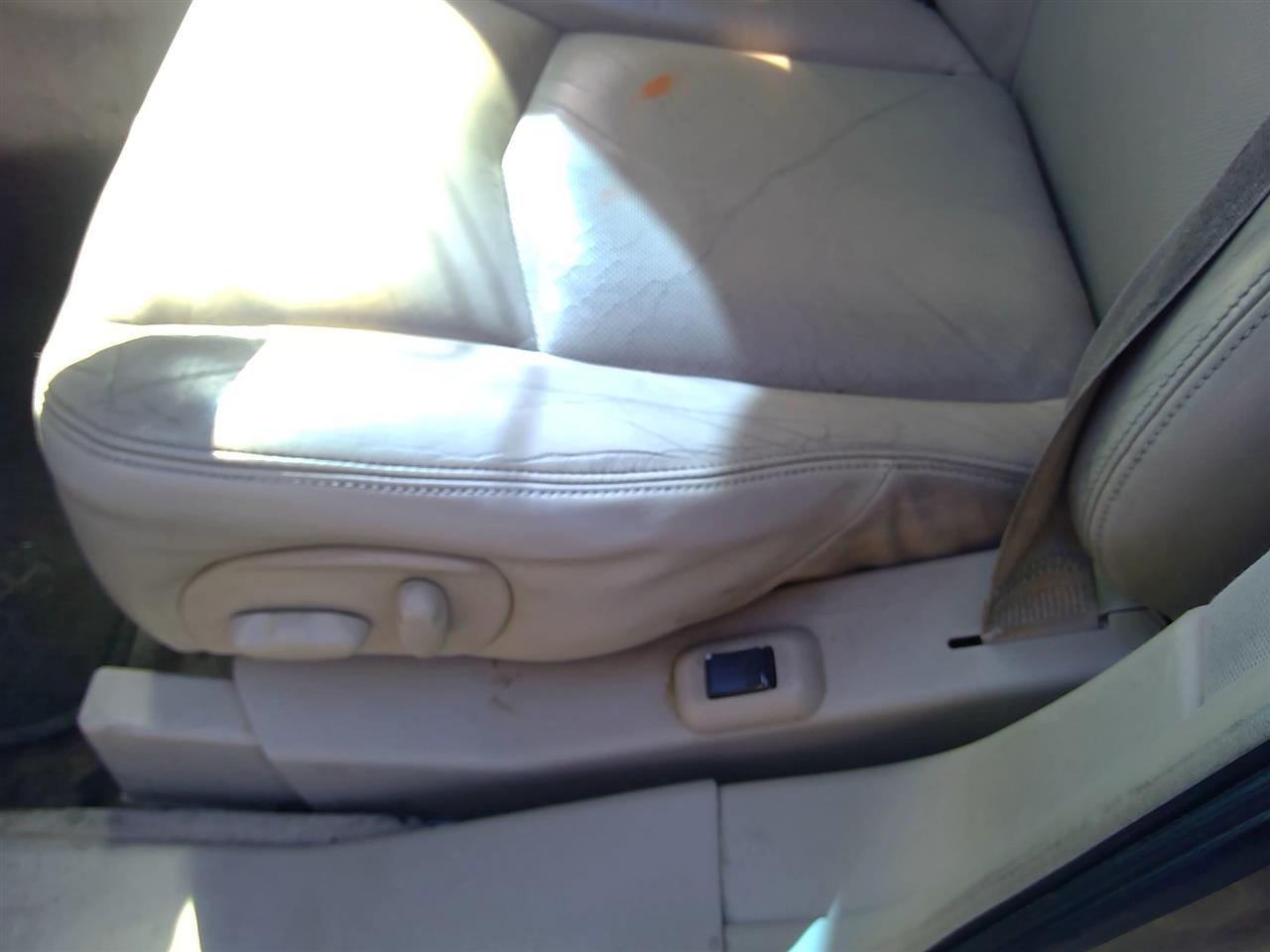 https://f005.backblazeb2.com/file/img-partshotlines-com/Inventory/SW52/Vehicle/21002_03.jpg