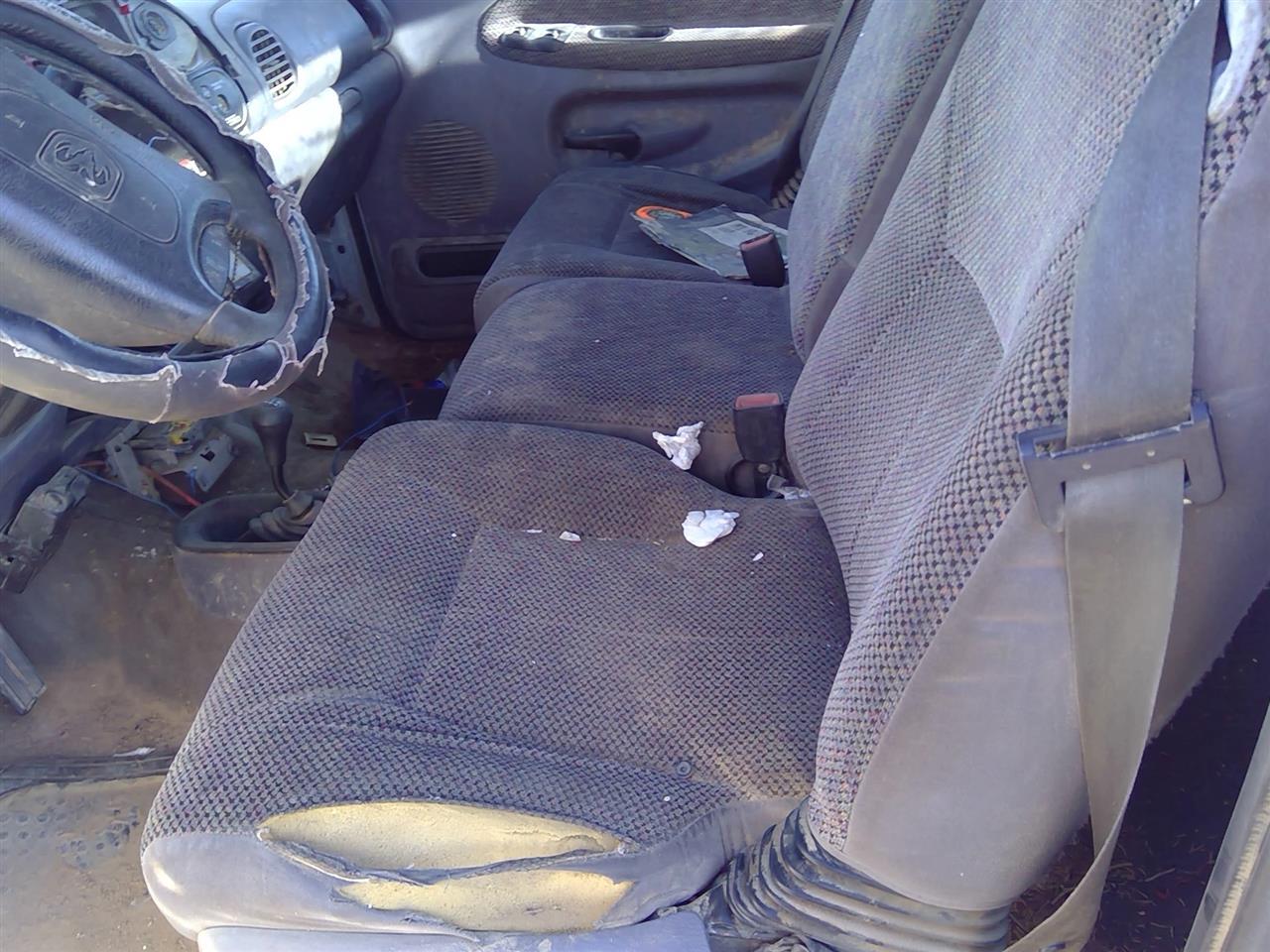 https://f005.backblazeb2.com/file/img-partshotlines-com/Inventory/SW52/Vehicle/21011_03.jpg