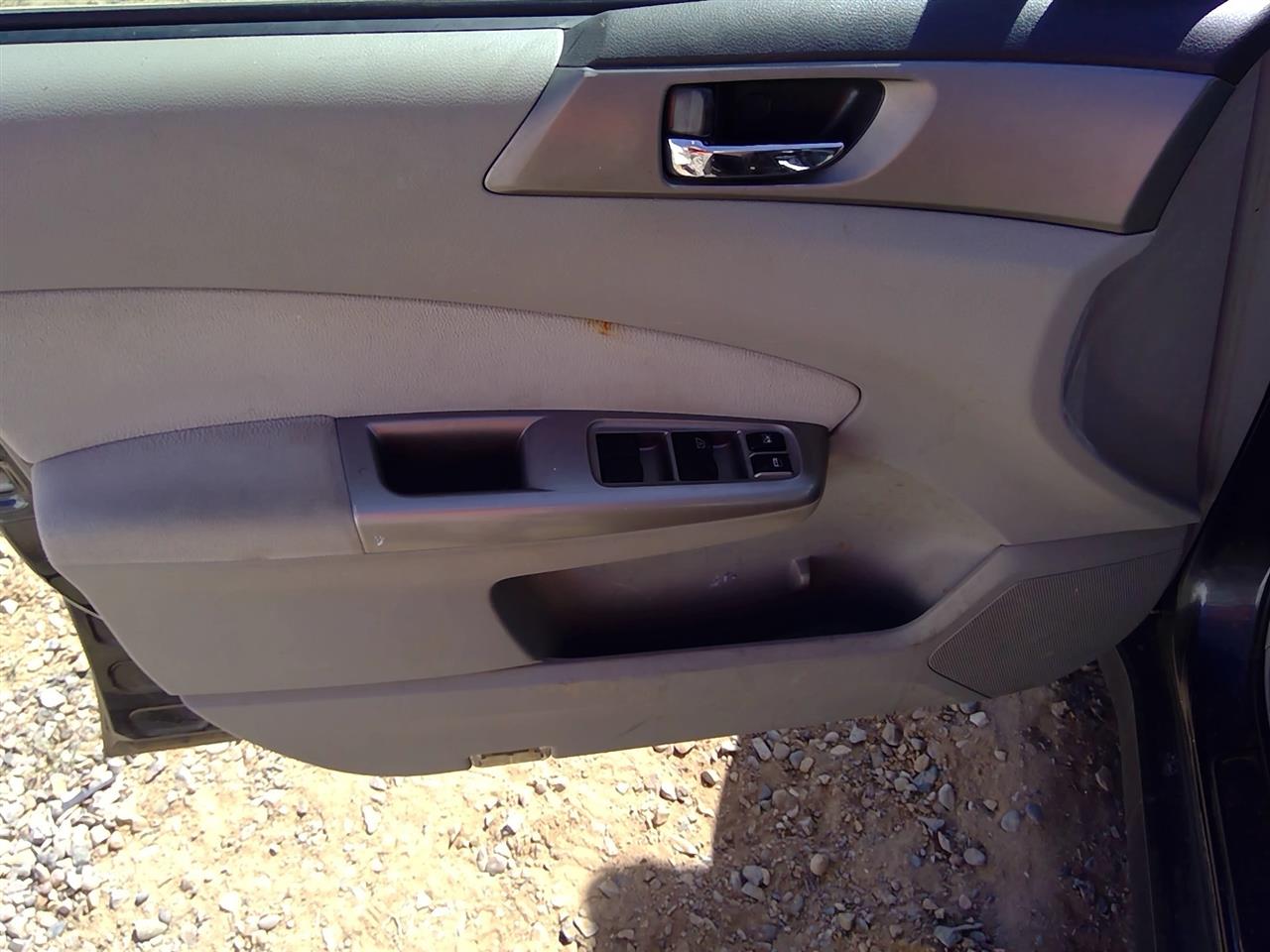 https://f005.backblazeb2.com/file/img-partshotlines-com/Inventory/SW52/Vehicle/21014_02.jpg