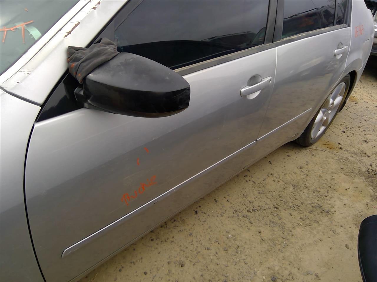 https://f005.backblazeb2.com/file/img-partshotlines-com/Inventory/SW52/Vehicle/21021_10.jpg