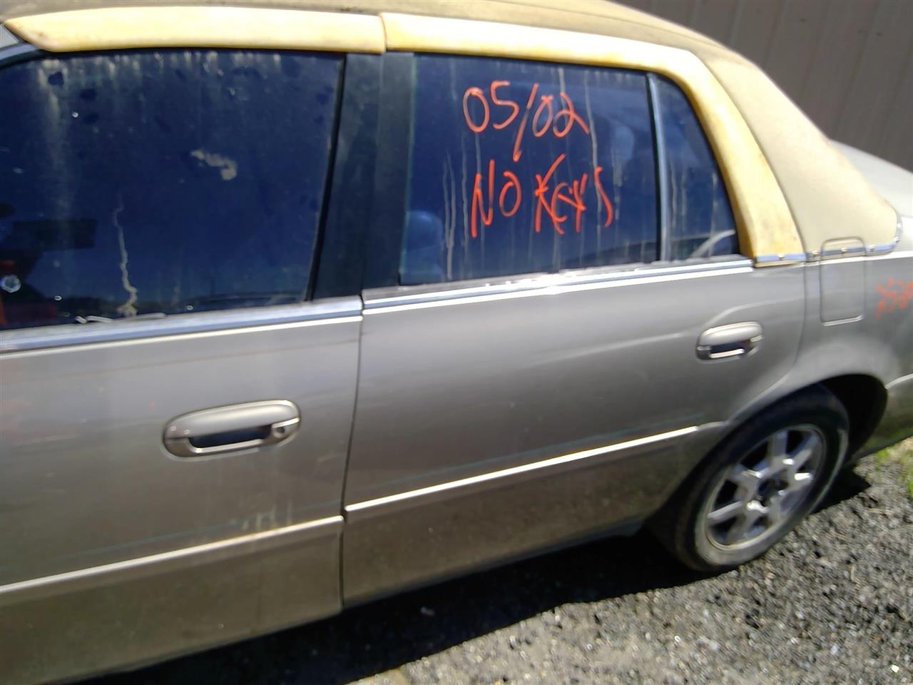 https://f005.backblazeb2.com/file/img-partshotlines-com/Inventory/SW52/Vehicle/21057_12.jpg