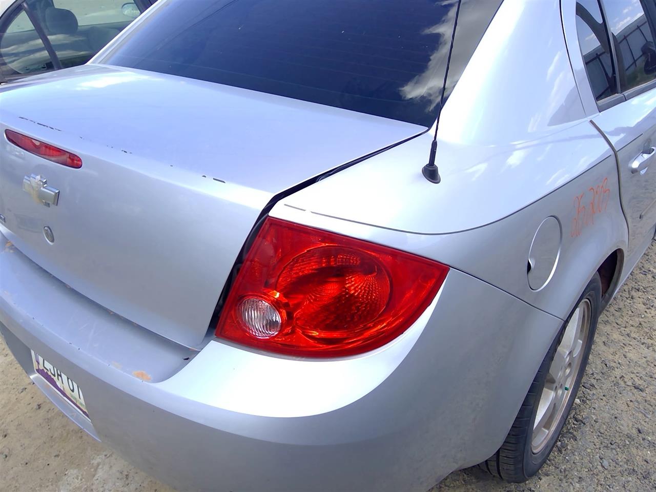 https://f005.backblazeb2.com/file/img-partshotlines-com/Inventory/SW52/Vehicle/21060_15.jpg