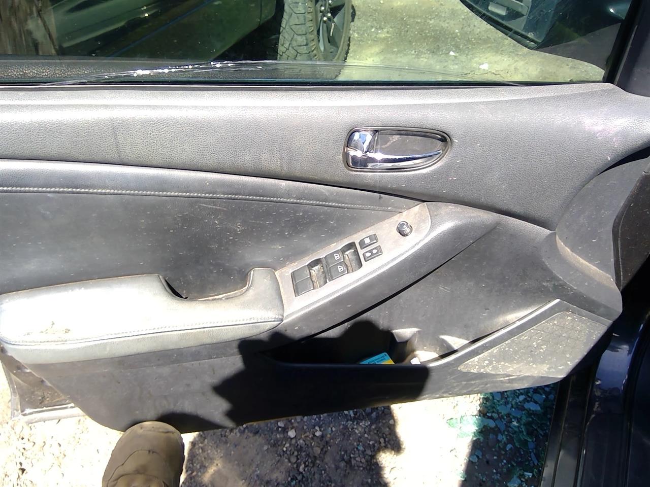 https://f005.backblazeb2.com/file/img-partshotlines-com/Inventory/SW52/Vehicle/21061_02.jpg