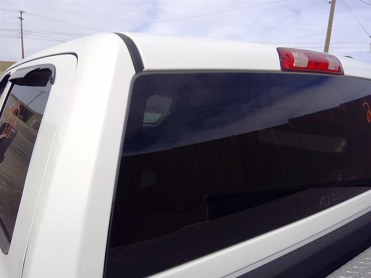 https://f005.backblazeb2.com/file/img-partshotlines-com/Inventory/SW52/Vehicle/21068_12.jpg