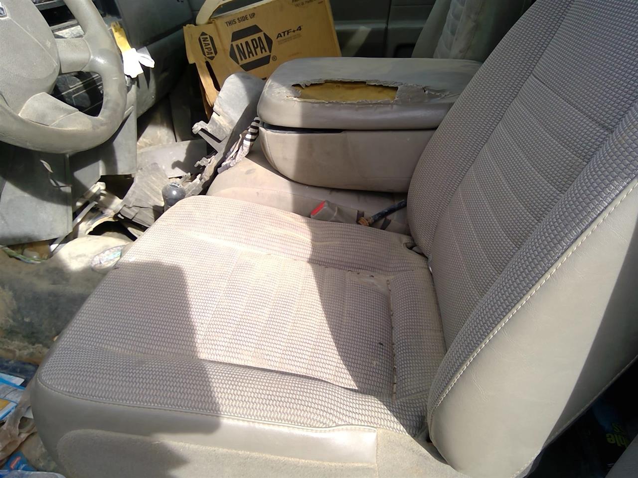 https://f005.backblazeb2.com/file/img-partshotlines-com/Inventory/SW52/Vehicle/21070_03.jpg