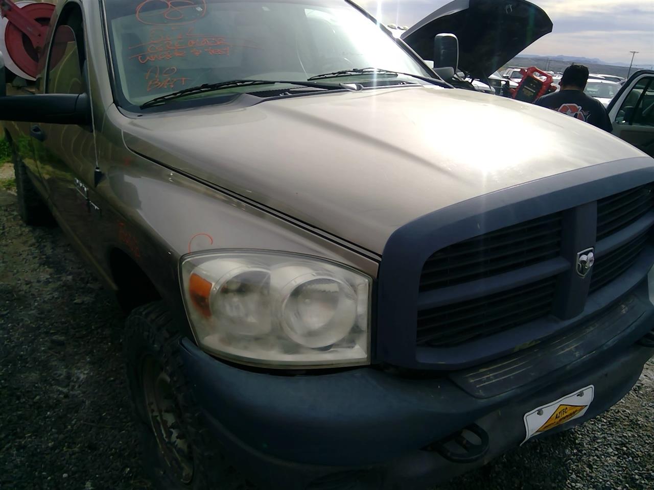 https://f005.backblazeb2.com/file/img-partshotlines-com/Inventory/SW52/Vehicle/21070_06.jpg
