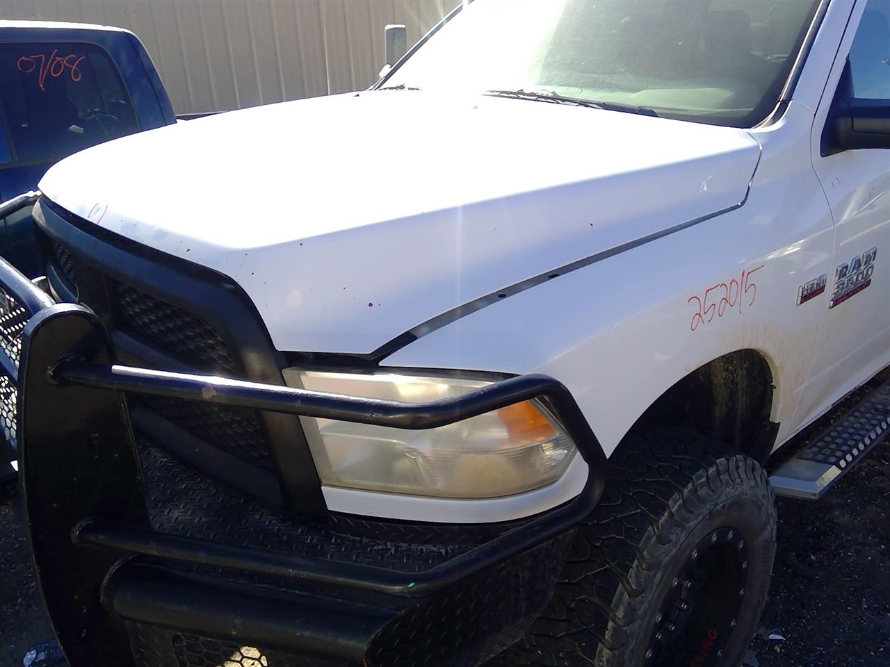 https://f005.backblazeb2.com/file/img-partshotlines-com/Inventory/SW52/Vehicle/21073_08.jpg