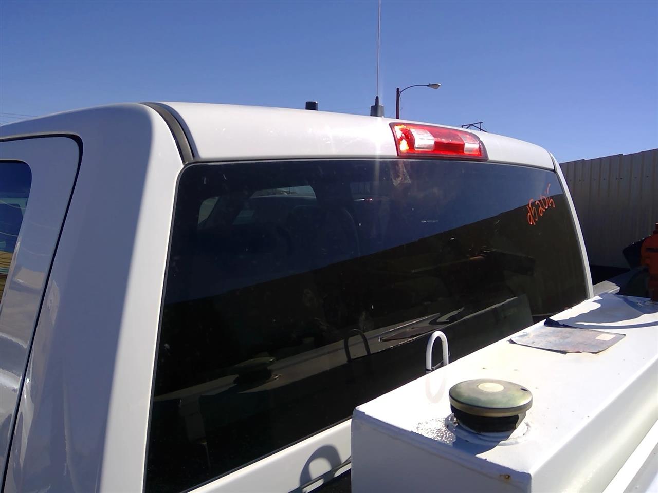 https://f005.backblazeb2.com/file/img-partshotlines-com/Inventory/SW52/Vehicle/21073_13.jpg