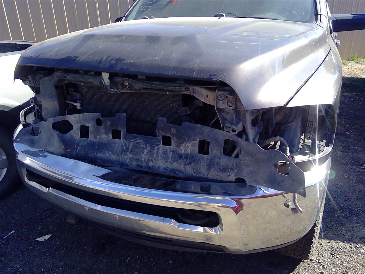 https://f005.backblazeb2.com/file/img-partshotlines-com/Inventory/SW52/Vehicle/21076_09.jpg