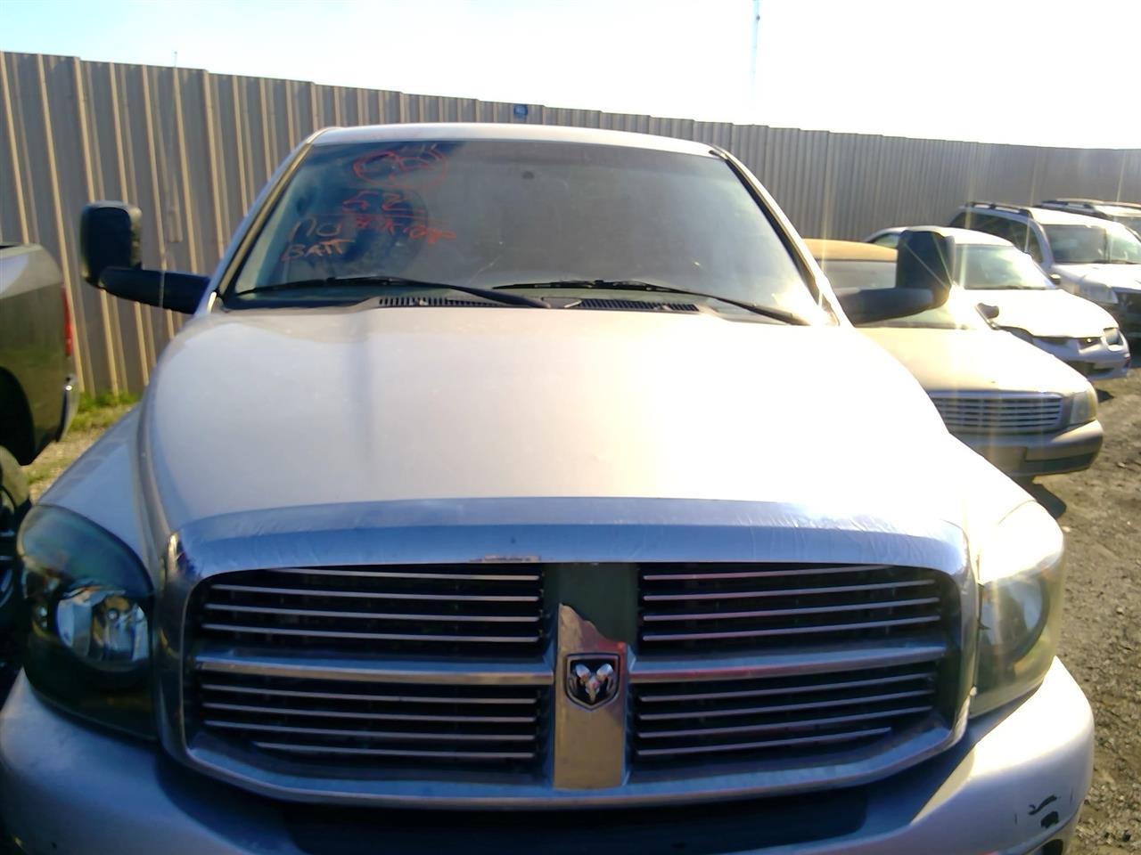 https://f005.backblazeb2.com/file/img-partshotlines-com/Inventory/SW52/Vehicle/21077_07.jpg
