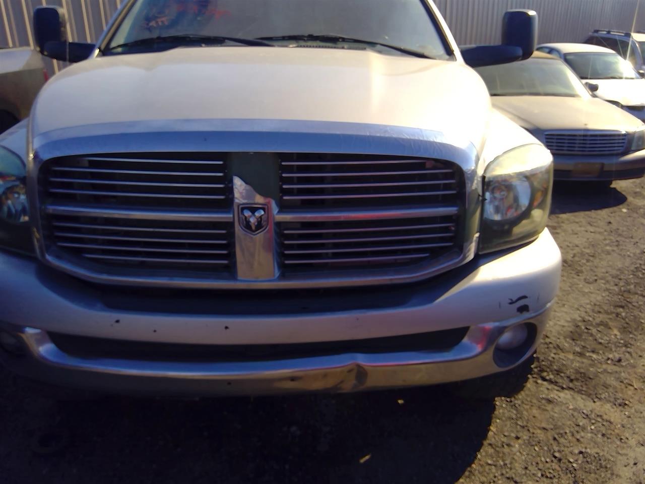 https://f005.backblazeb2.com/file/img-partshotlines-com/Inventory/SW52/Vehicle/21077_08.jpg